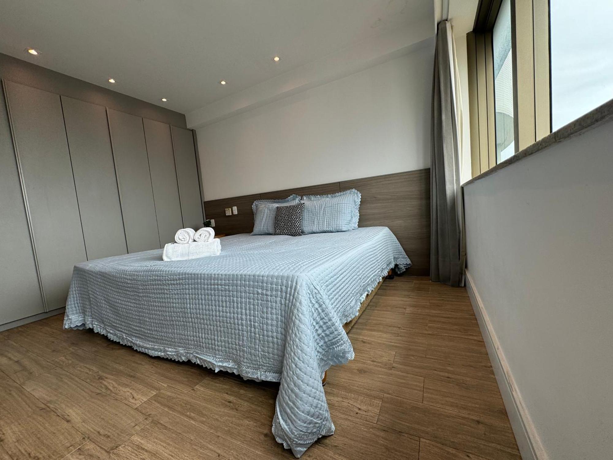 Apartment Flat Com Vista De Cinema Da Barra Da Tijuca - 5 Min Da - Ar Condicionado, Portaria 24h, Wi-fi 500 Mbps *