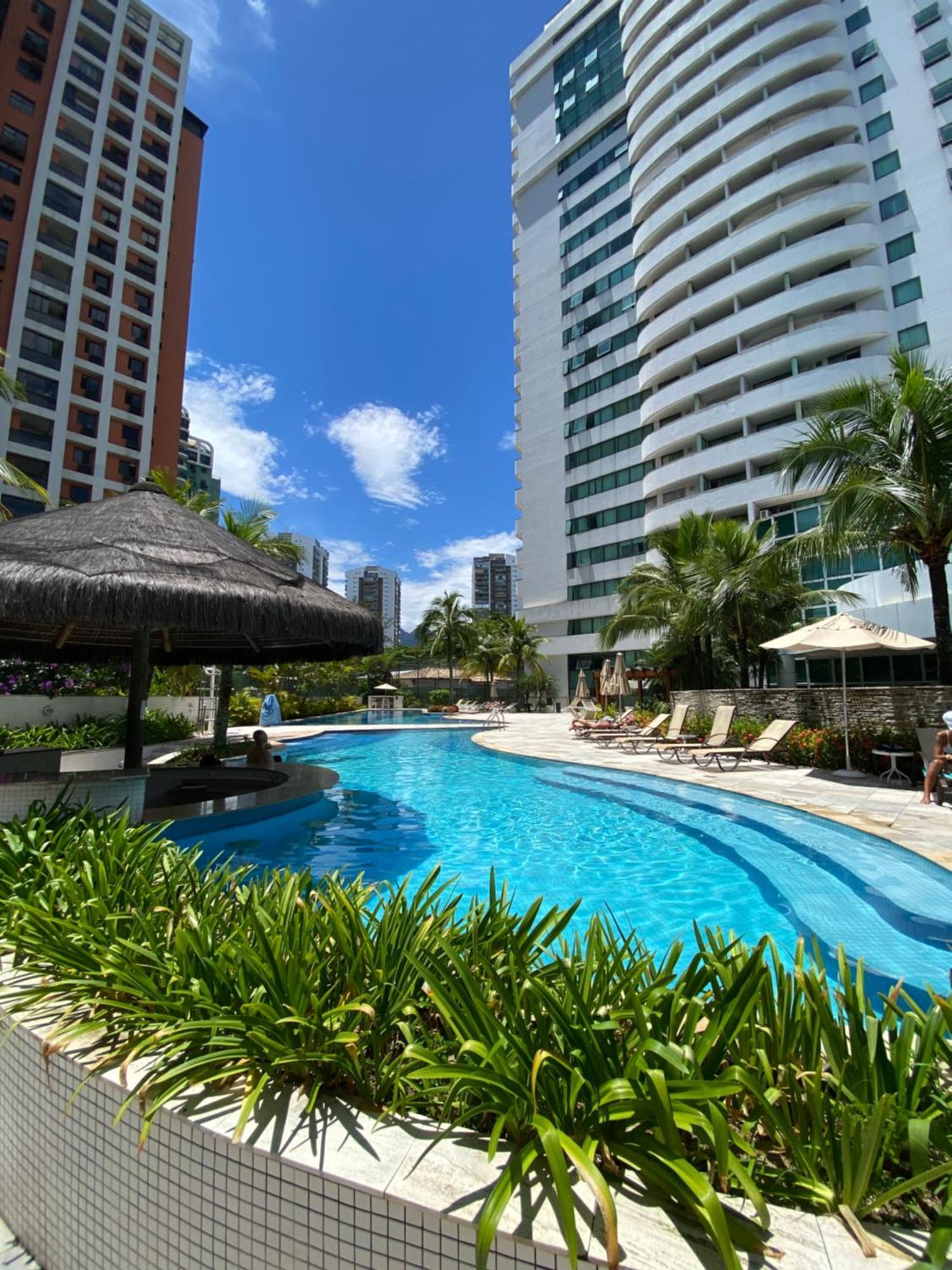 Flat Com Vista De Cinema Da Barra Da Tijuca - 5 Min Da - Ar Condicionado, Portaria 24h, Wi-fi 500 Mbps * Río de Janeiro
