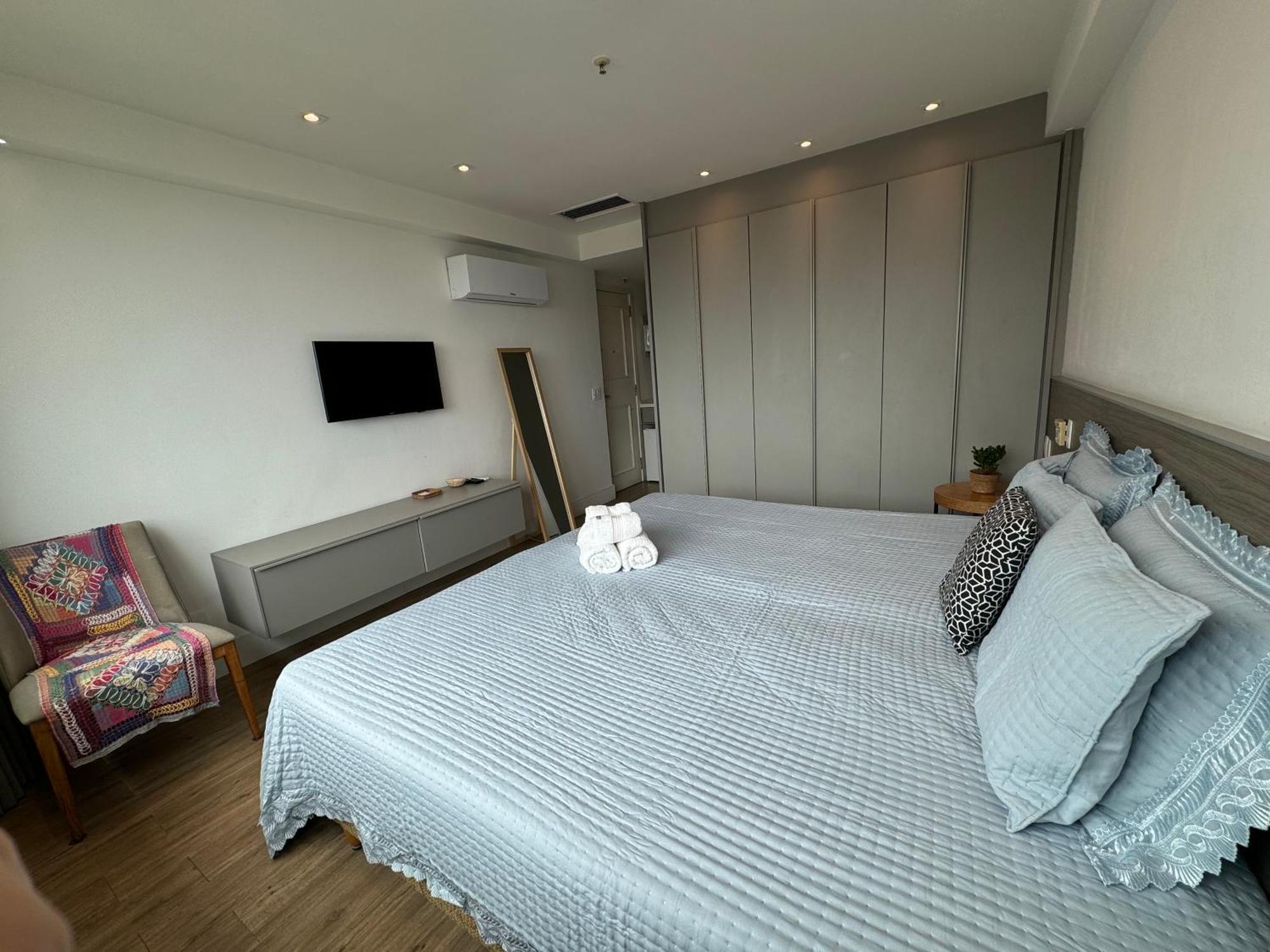Flat Com Vista De Cinema Da Barra Da Tijuca - 5 Min Da - Ar Condicionado, Portaria 24h, Wi-fi 500 Mbps Apartamento Río de Janeiro
