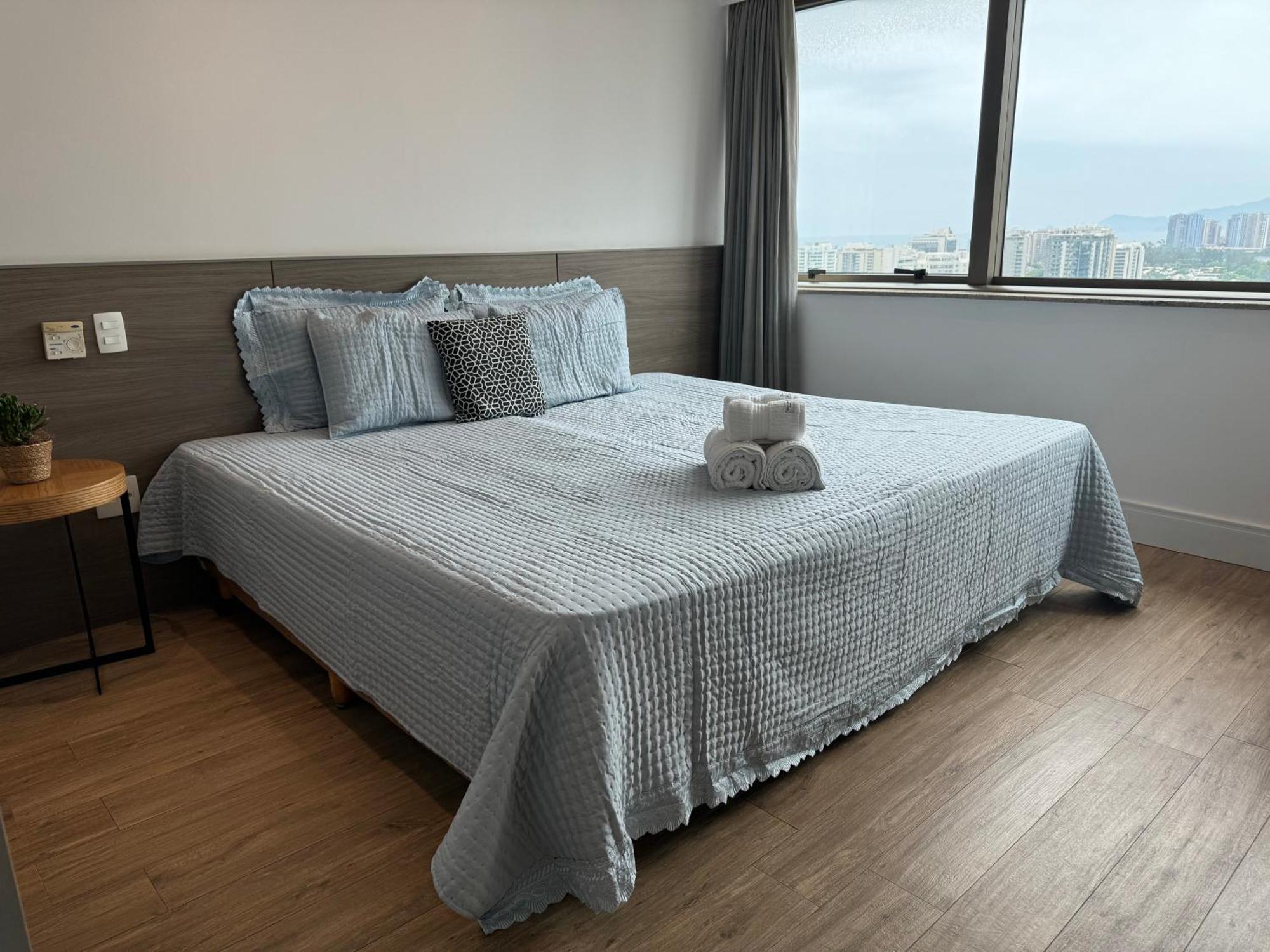Apartamento Flat Com Vista De Cinema Da Barra Da Tijuca - 5 Min Da - Ar Condicionado, Portaria 24h, Wi-fi 500 Mbps Río de Janeiro